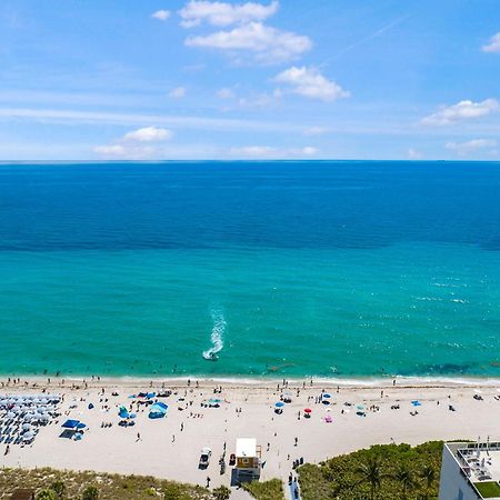 Beachfront Condo With Mesmerizing Views Hollywood Eksteriør billede