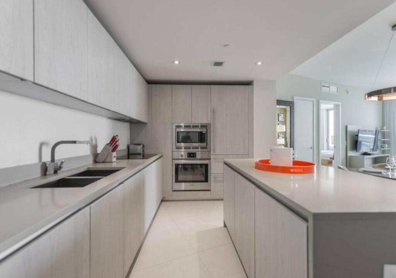 Beachfront Condo With Mesmerizing Views Hollywood Eksteriør billede