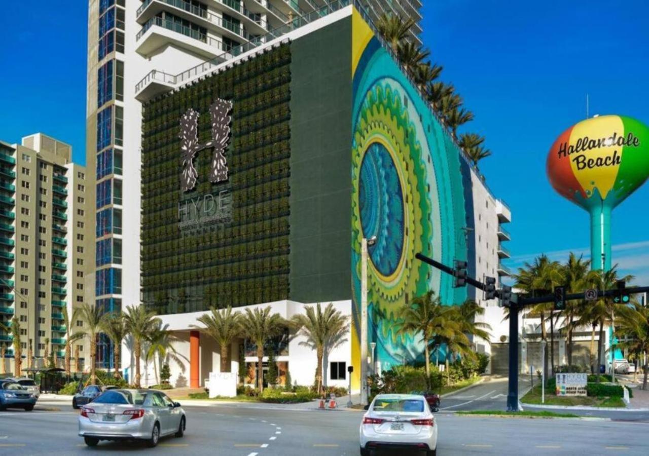 Beachfront Condo With Mesmerizing Views Hollywood Eksteriør billede